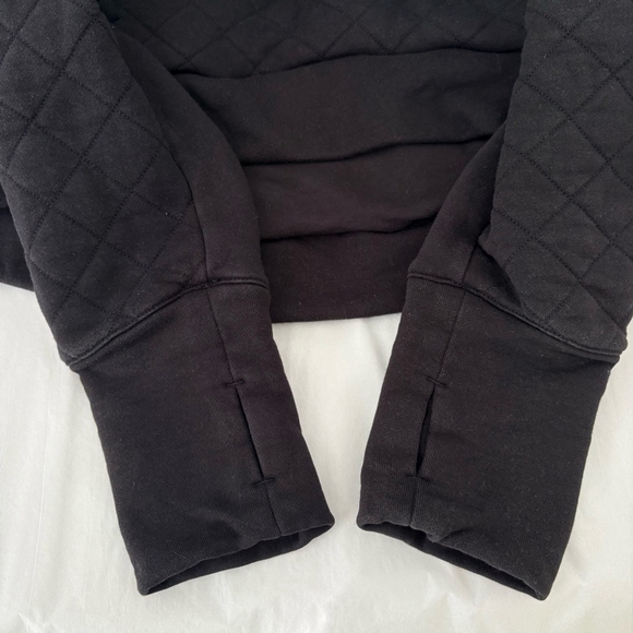 Lululemon Forever Warm Pullover Quilted Black 4 - Picture 4 of 8